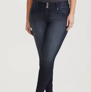 💥Torrid💥 jegging dark wask (jeans)